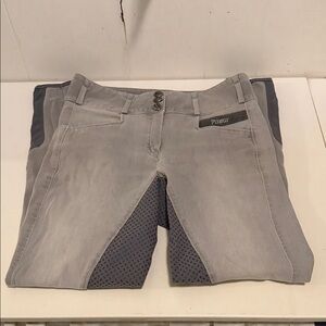 Woman’s Pikeur Light Gray Full Seat Riding Breeches. Size 38. GUC